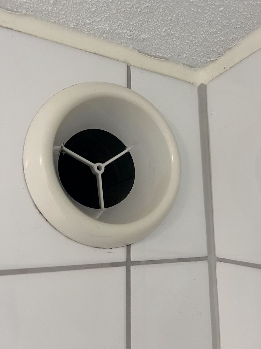 Ventiel badkamer na de schoonmaak