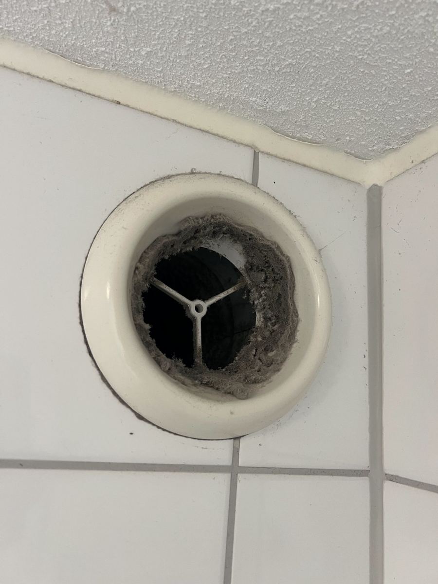 Ventiel badkamer voor de schoonmaak